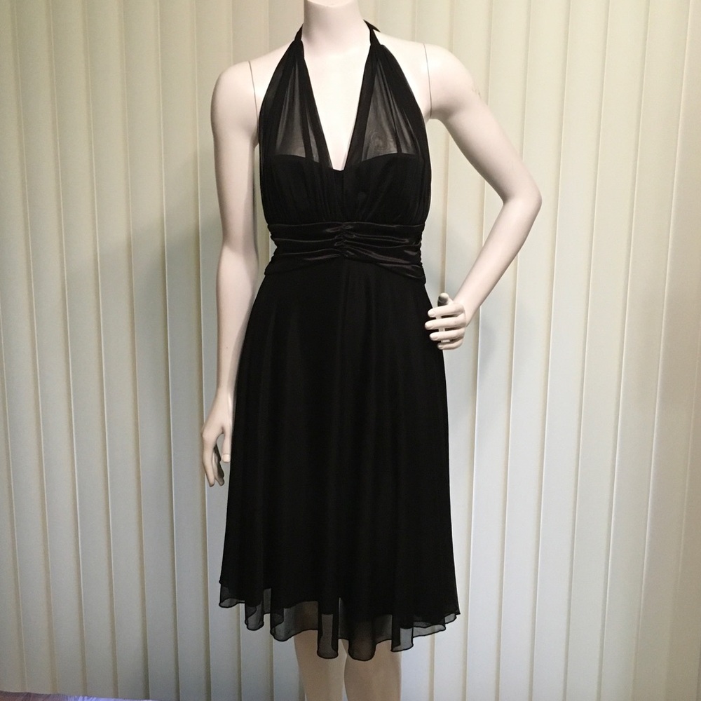 Women Black Backless Halter Dress